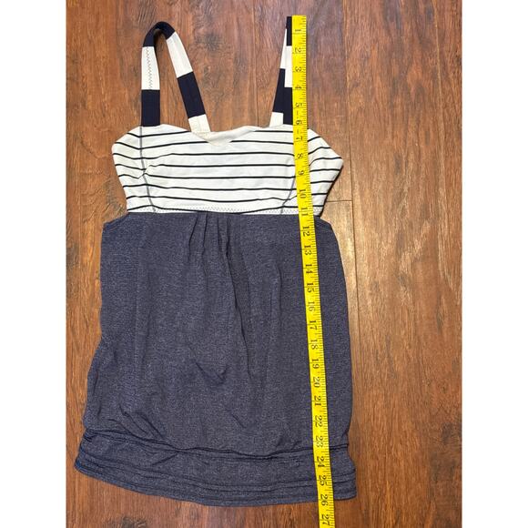 Lululemon Run Back On Track Tank Deep Indigo /Quiet Stripe White Deep Indigo 6 - Picture 5 of 9